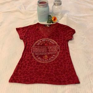 Women's nobody T-shirt